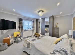 Photo 30- click for photo gallery